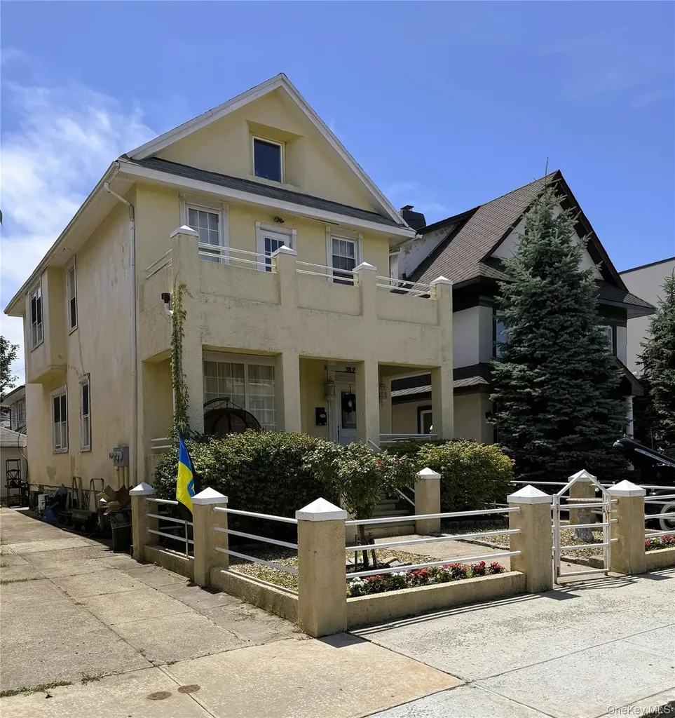 3820 Cypress Avenue Brooklyn NY 11224