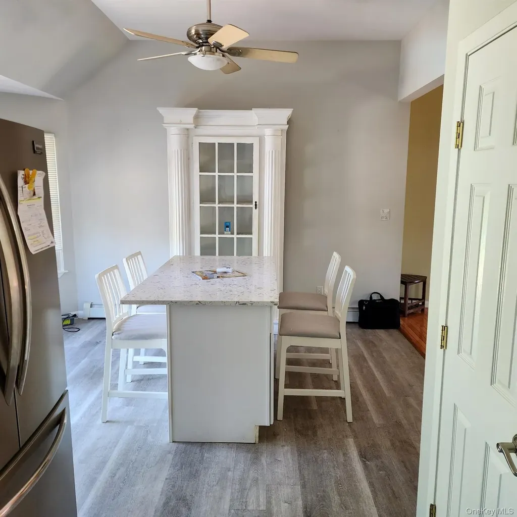 289 Carleton Drive E Shirley NY 11967