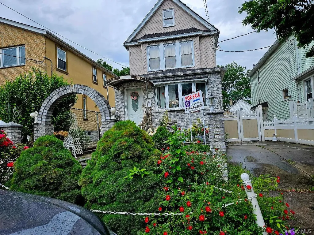 Briarwood NY 11435
