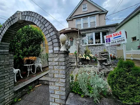 Briarwood NY 11435