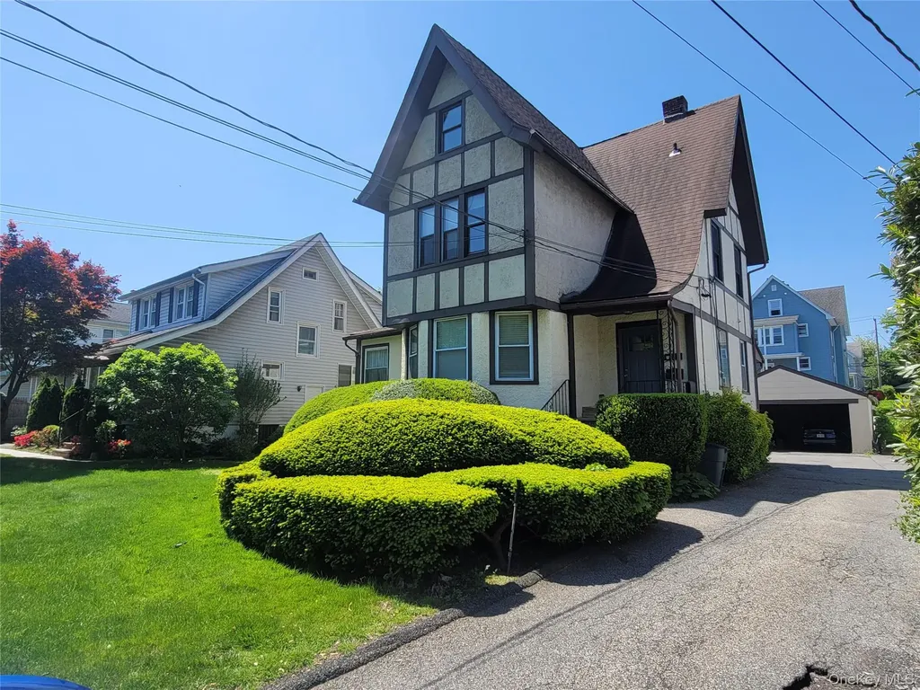 40 Longview Avenue White Plains NY 10605