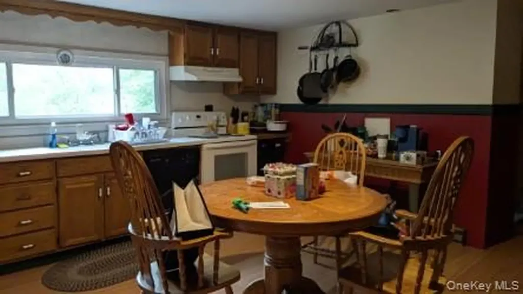 22 Old Mill Road Poughkeepsie NY 12603
