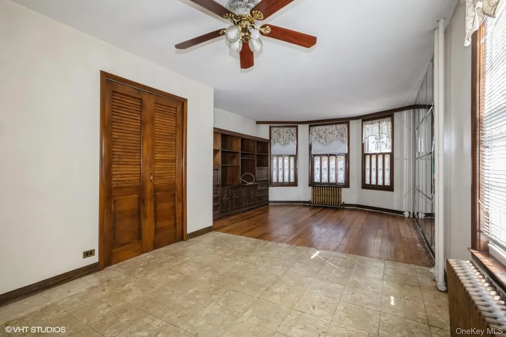 4261 Byron Avenue Bronx NY 10466