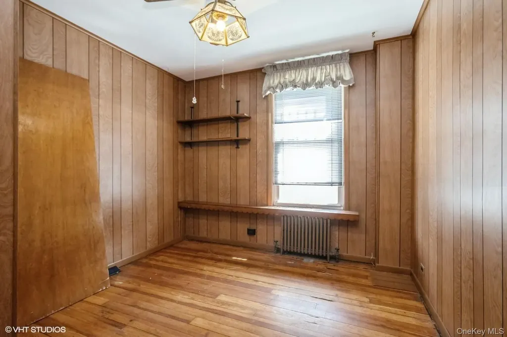 4261 Byron Avenue Bronx NY 10466