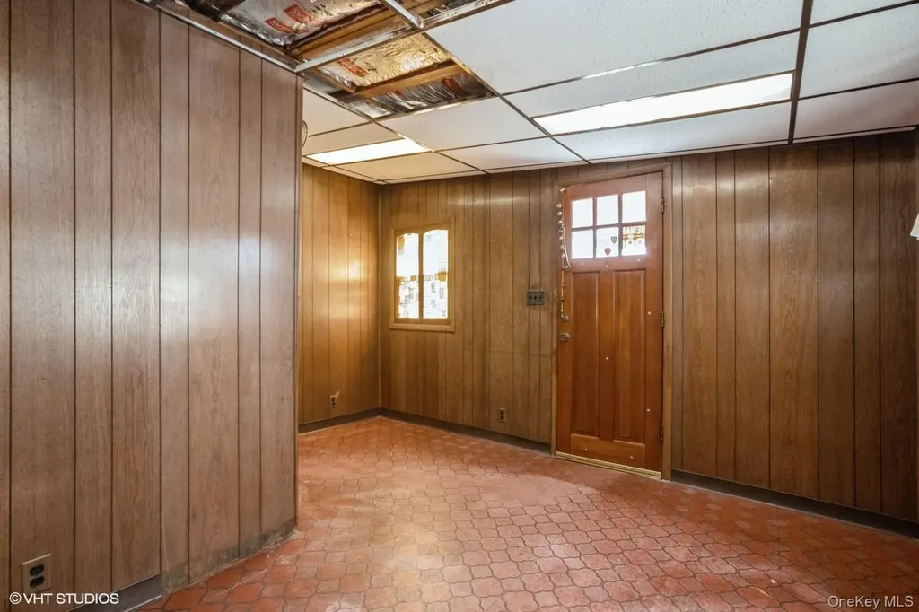 4261 Byron Avenue Bronx NY 10466