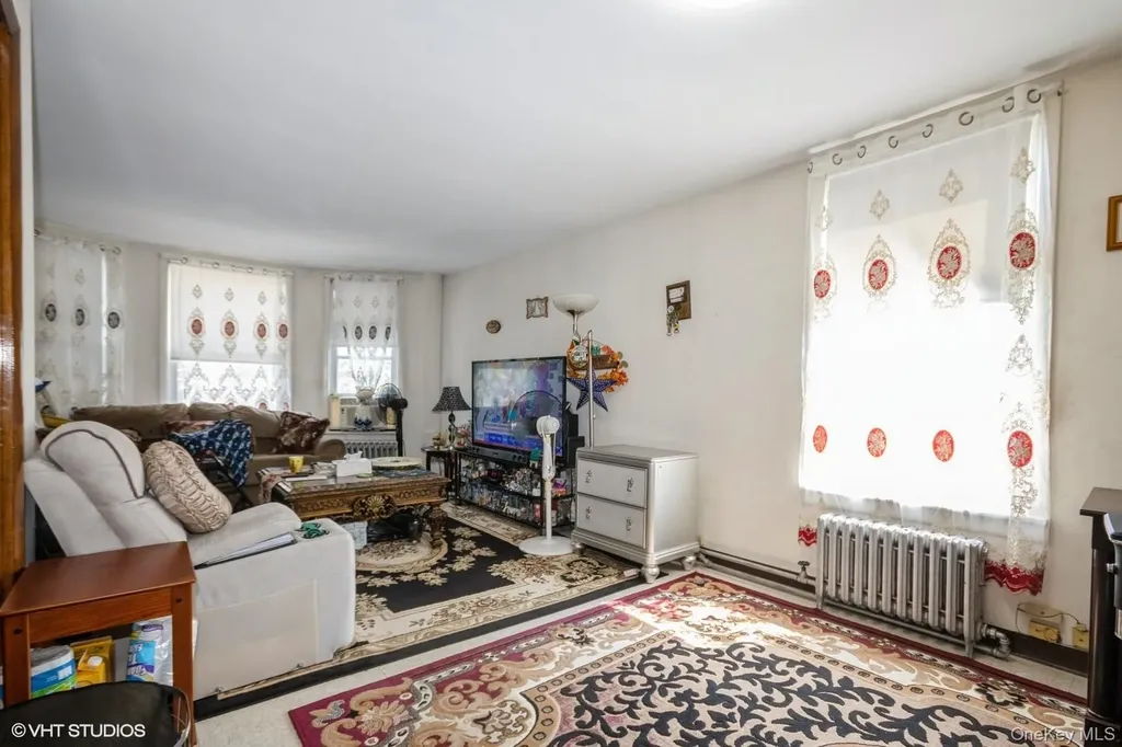 4261 Byron Avenue Bronx NY 10466