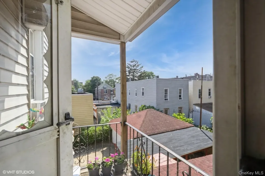 4261 Byron Avenue Bronx NY 10466