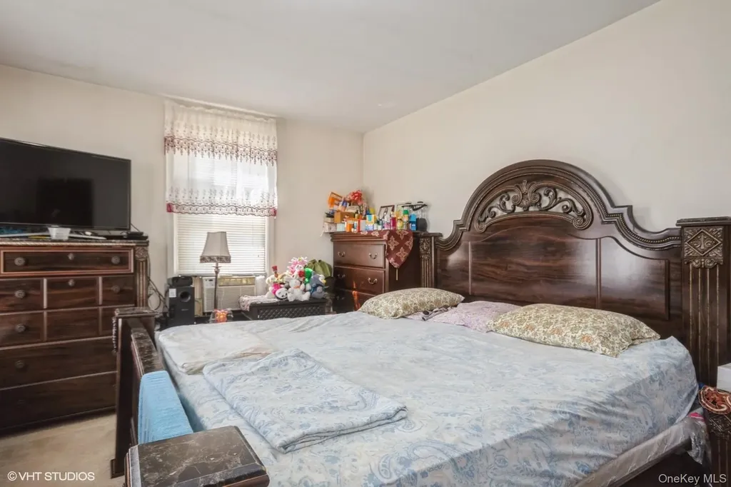 4261 Byron Avenue Bronx NY 10466