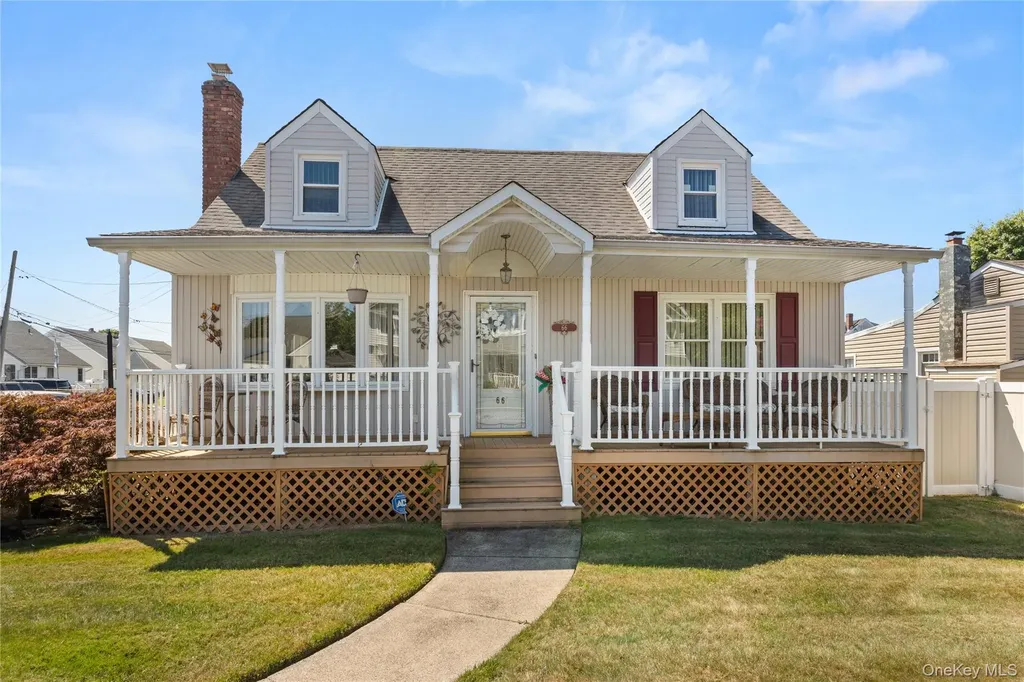 66 Inlet Drive Lindenhurst NY 11757
