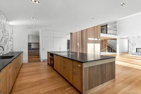 16 Arbor Path Amagansett NY 11930