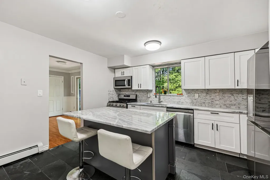 9 Crane Road Middletown NY 10941