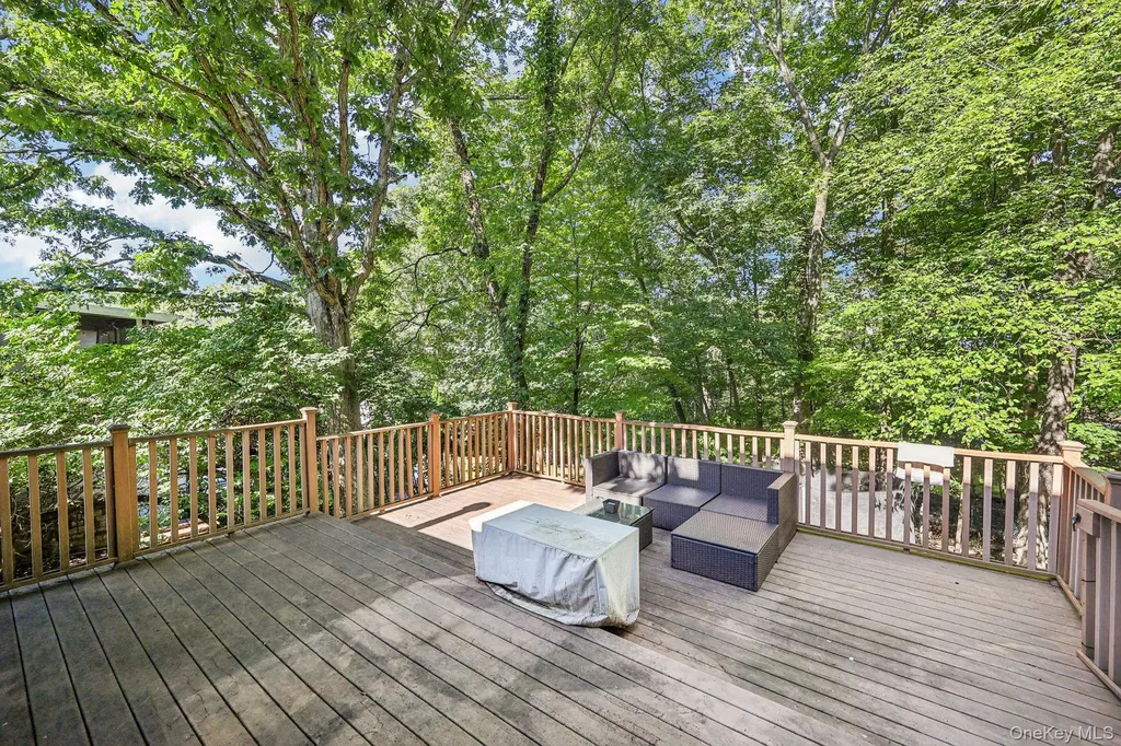 9 Crane Road Middletown NY 10941
