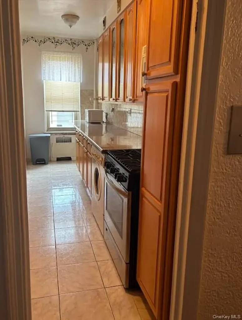 8502 Fort Hamilton Parkway Brooklyn NY 11209