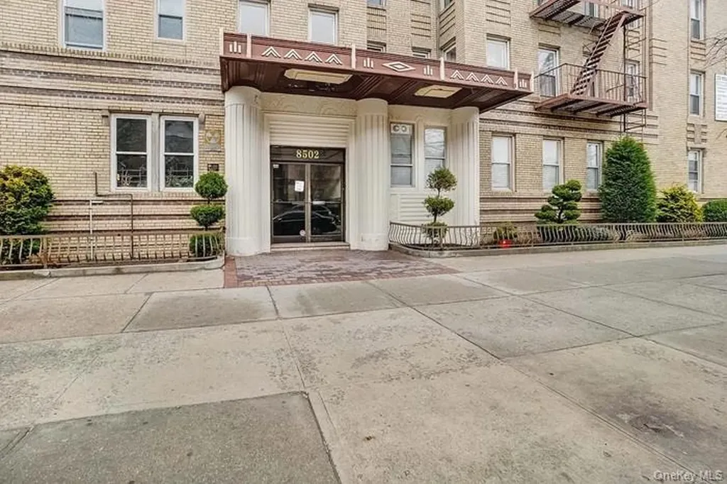 8502 Fort Hamilton Parkway Brooklyn NY 11209