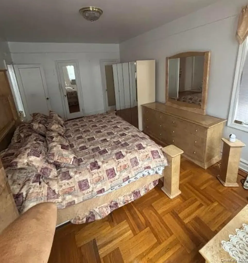 8502 Fort Hamilton Parkway Brooklyn NY 11209