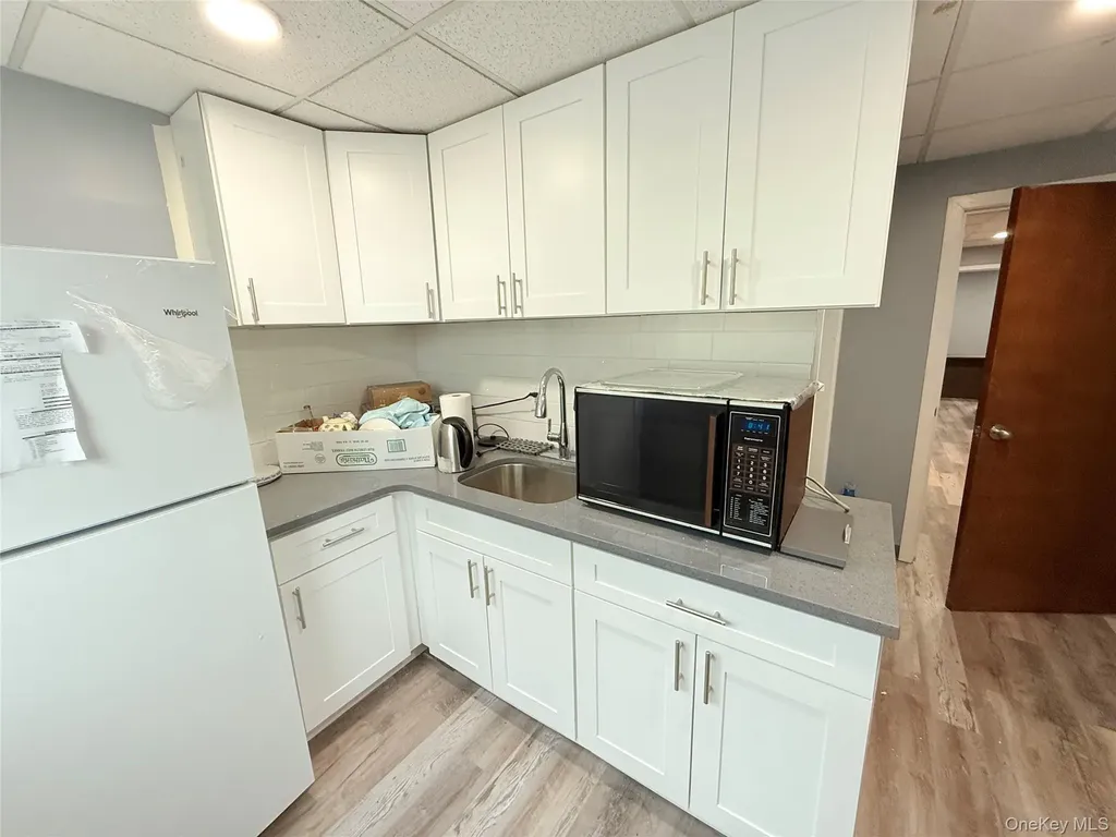 80 E Old Country Road Mineola NY 11501