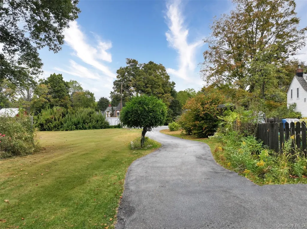 1513 State Route 17a Warwick NY 10990