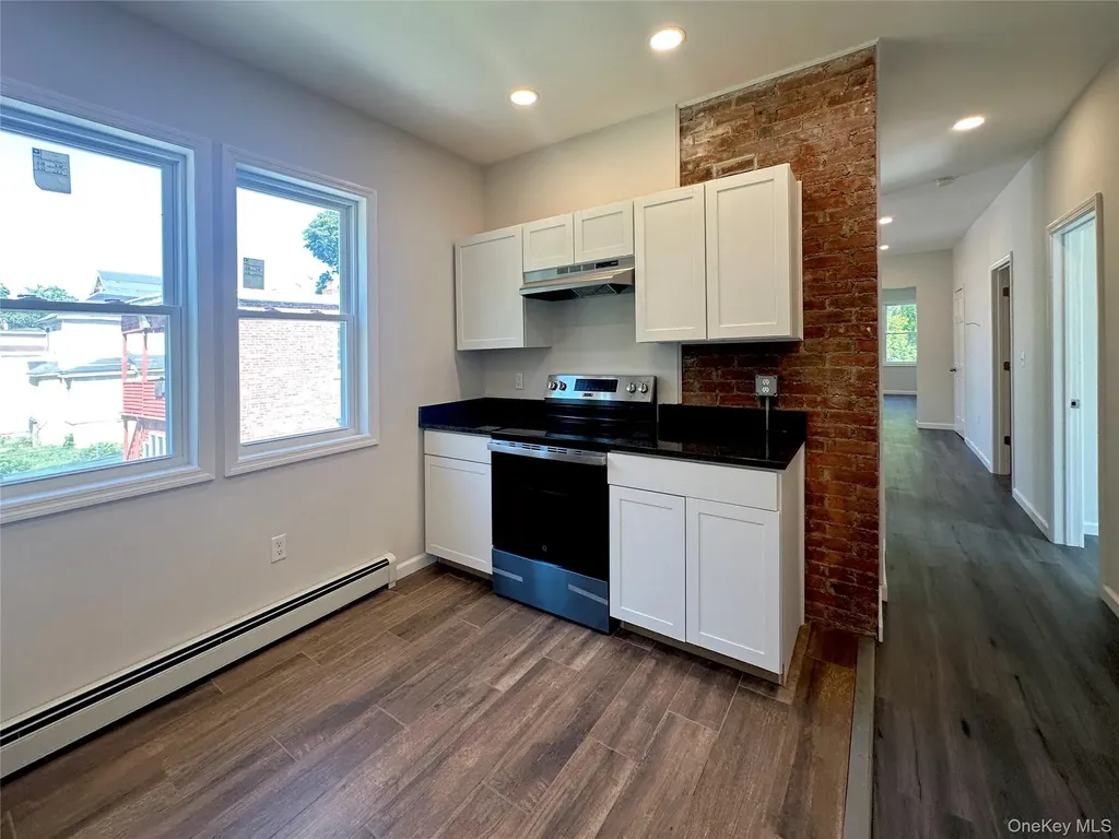 228 Mansion Street Poughkeepsie NY 12601