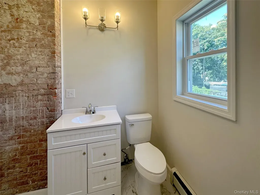 228 Mansion Street Poughkeepsie NY 12601