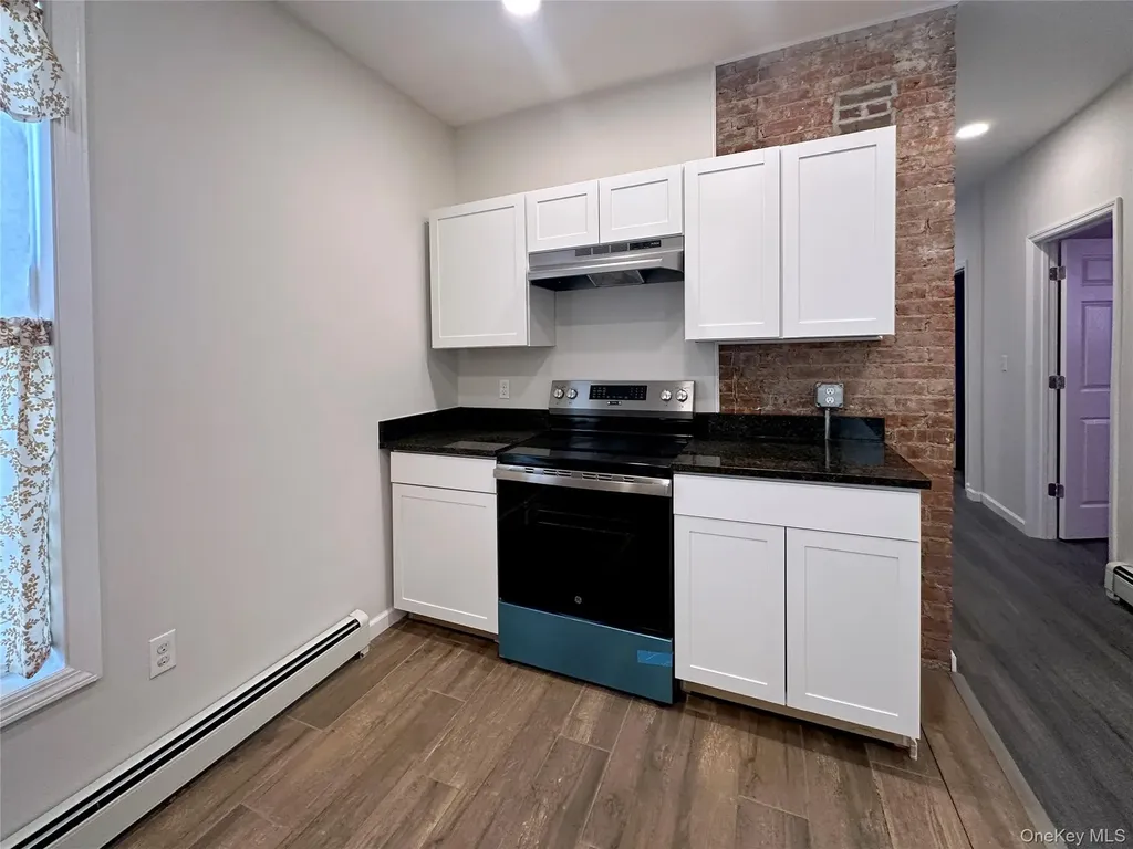 228 Mansion Street Poughkeepsie NY 12601