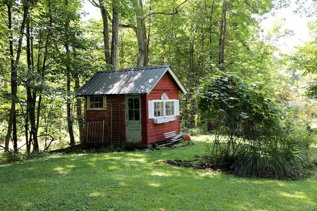66 Raspberry Park Road Long Eddy NY 12760