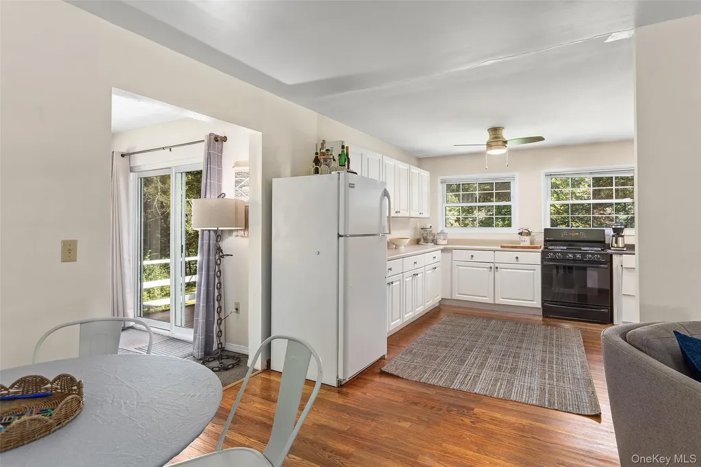 11 Glass Lane Carmel NY 10512