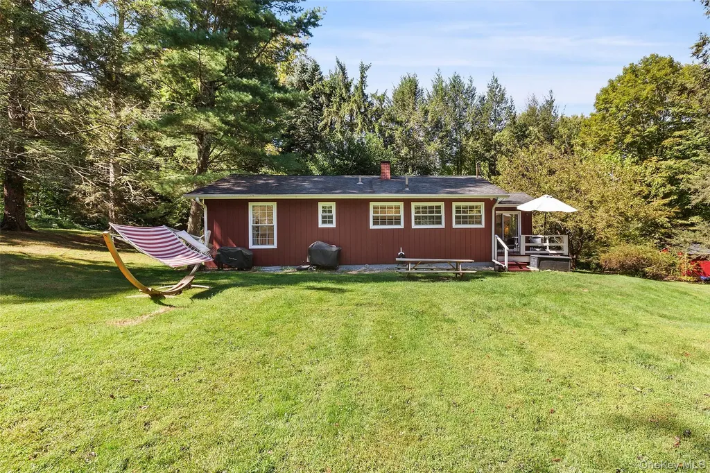 11 Glass Lane Carmel NY 10512