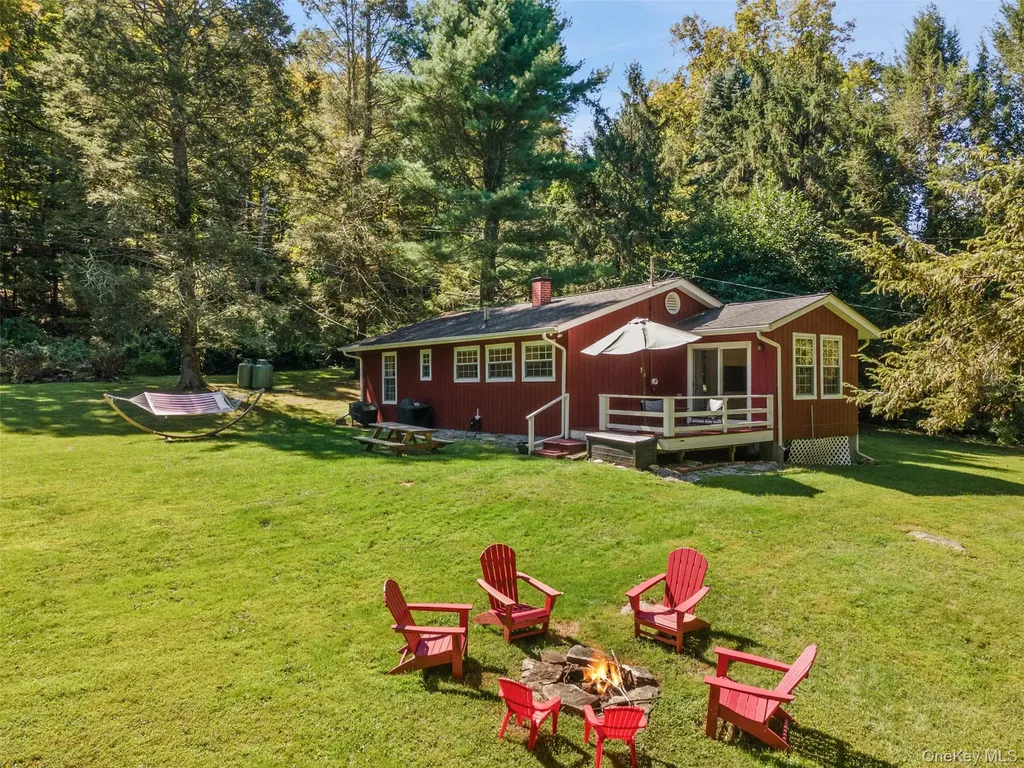 11 Glass Lane Carmel NY 10512