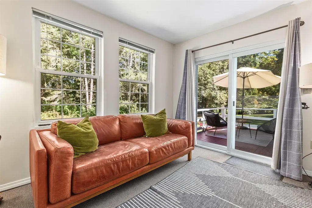 11 Glass Lane Carmel NY 10512