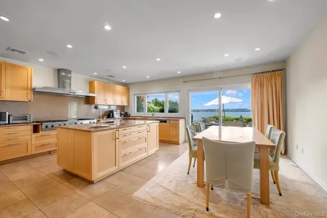 22 Martin Court Kings Point NY 11024