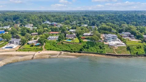 22 Martin Court Kings Point NY 11024