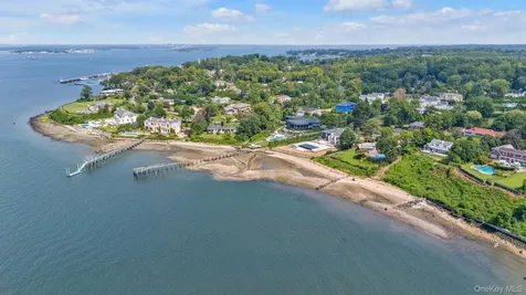 22 Martin Court Kings Point NY 11024