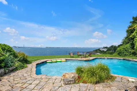22 Martin Court Kings Point NY 11024