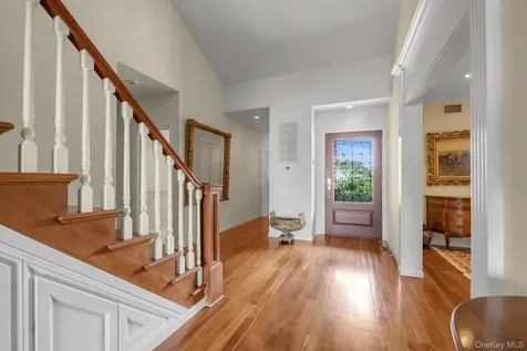 22 Martin Court Kings Point NY 11024
