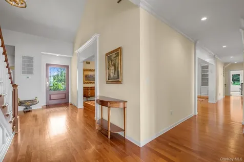 22 Martin Court Kings Point NY 11024