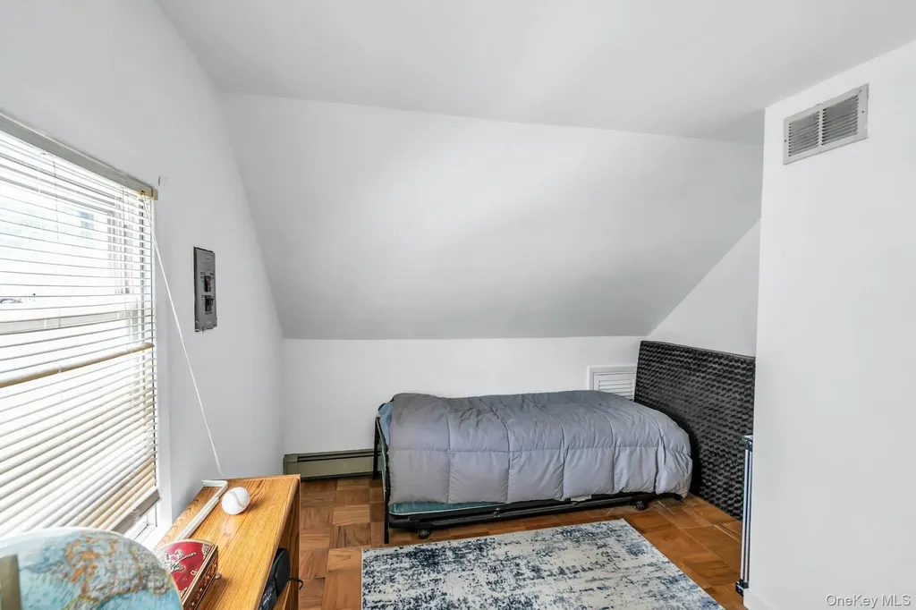 2 Chase Lane Levittown NY 11756