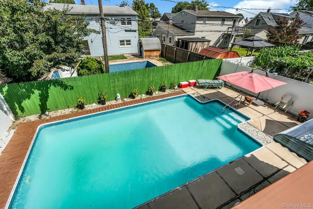 2 Chase Lane Levittown NY 11756