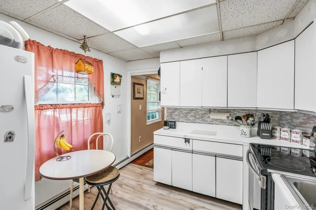 2 Chase Lane Levittown NY 11756