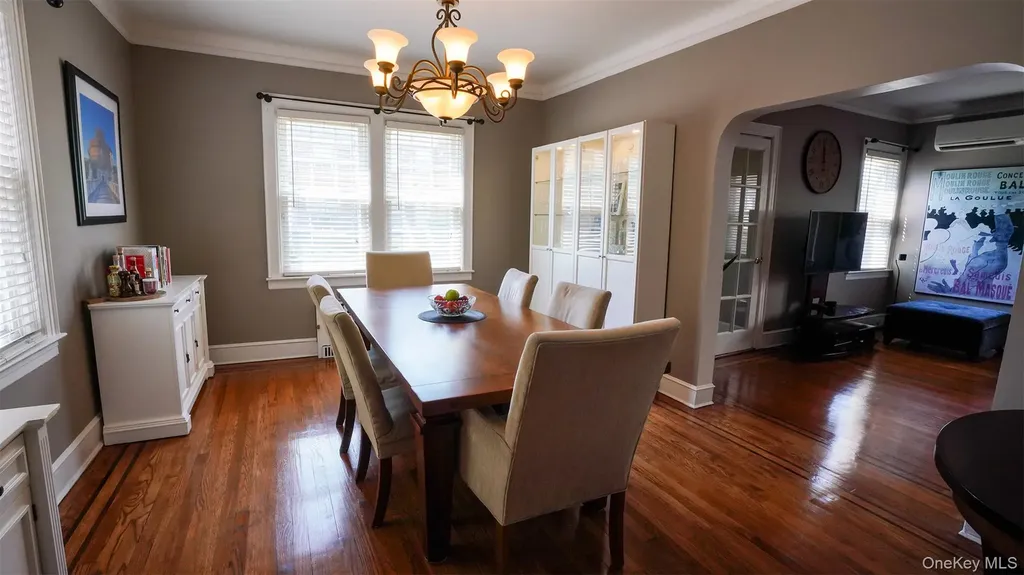 16627 25th Avenue Whitestone NY 11357