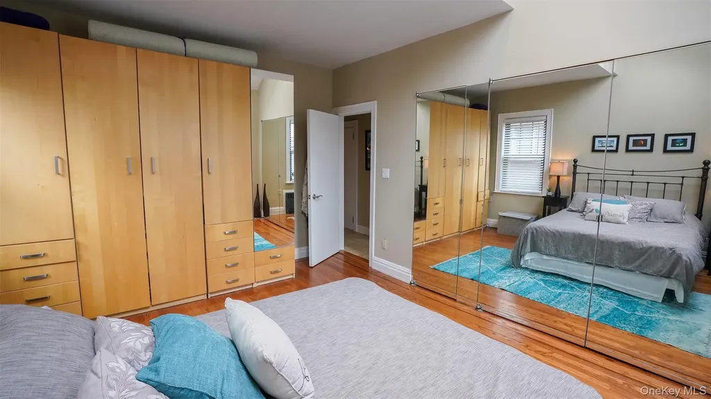 16627 25th Avenue Whitestone NY 11357