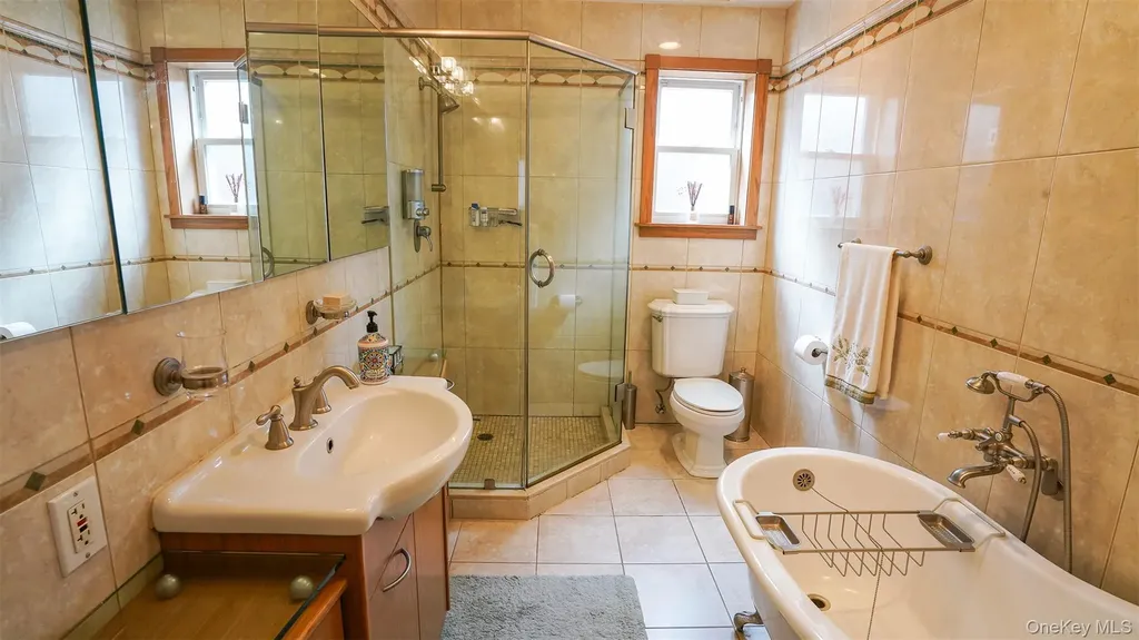 16627 25th Avenue Whitestone NY 11357