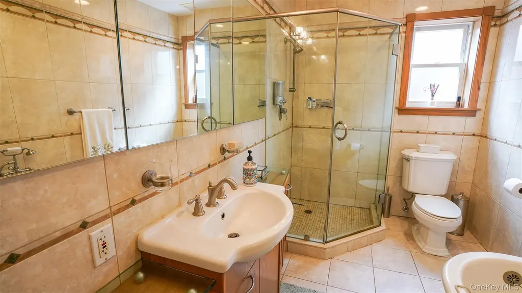16627 25th Avenue Whitestone NY 11357