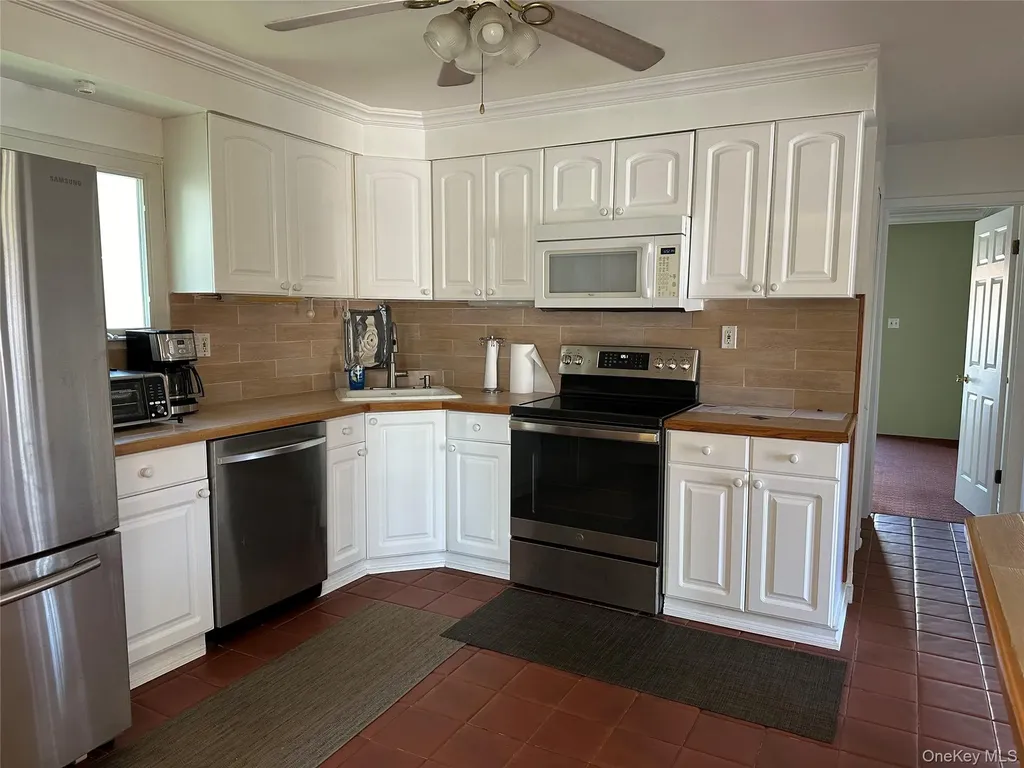 221 Washington Boulevard Long Beach NY 11561