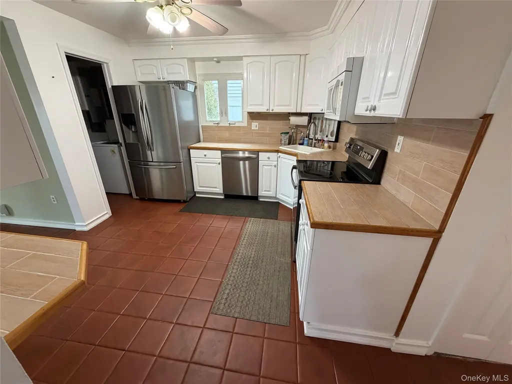 221 Washington Boulevard Long Beach NY 11561