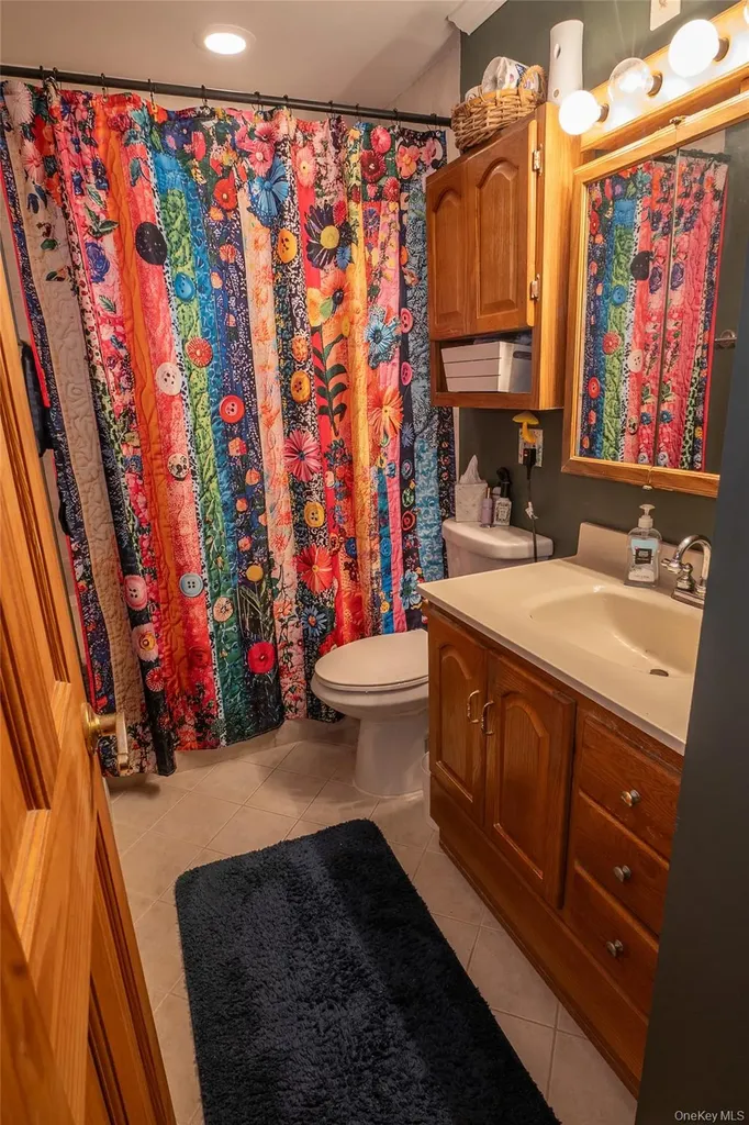 4 Andam Way Saint James NY 11780