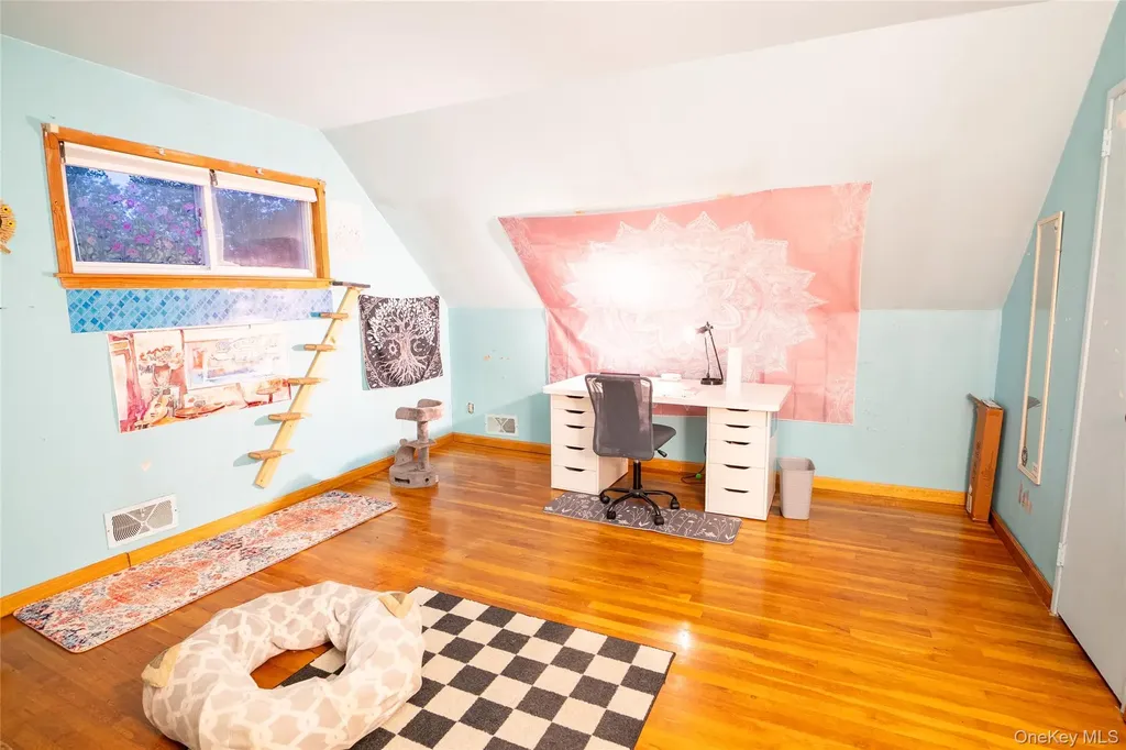 4 Andam Way Saint James NY 11780