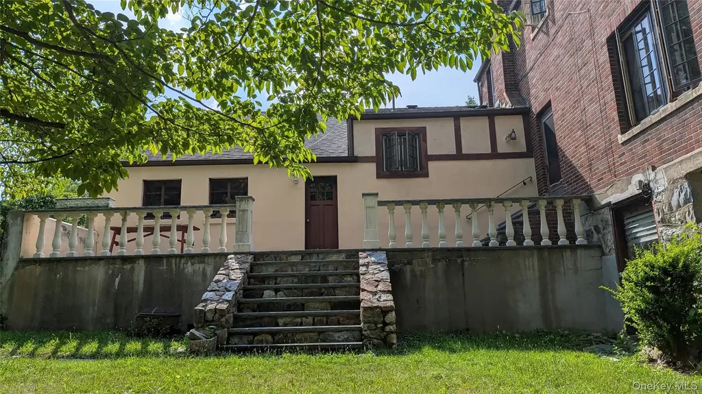78 Roe Avenue Highland Falls NY 10928