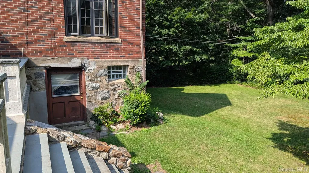 78 Roe Avenue Highland Falls NY 10928