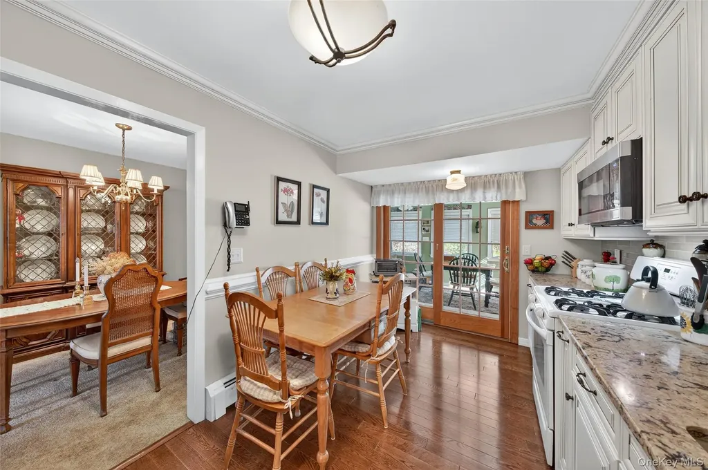 22 Bridle Lane Chester NY 10918