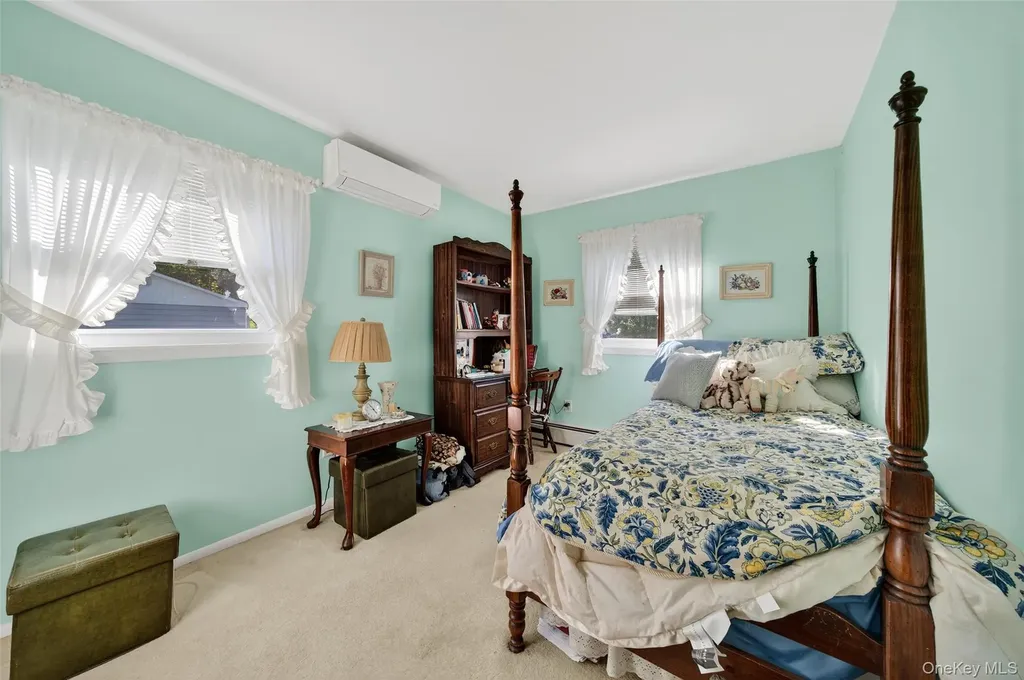 22 Bridle Lane Chester NY 10918